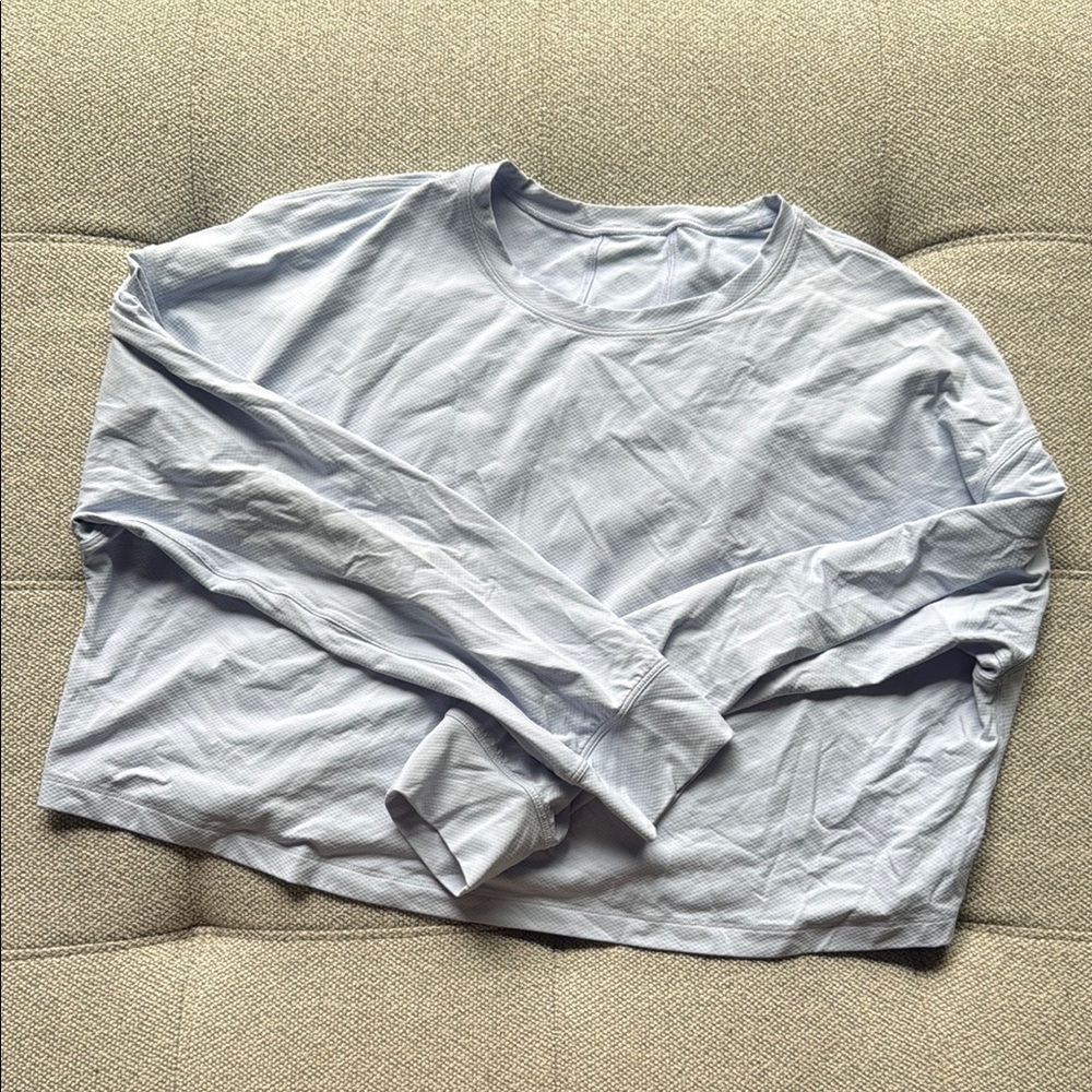 Lululemon cropped top